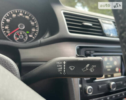 Серый Фольксваген Пассат, объемом двигателя 1.8 л и пробегом 141 тыс. км за 2300 $, фото 19 на Automoto.ua