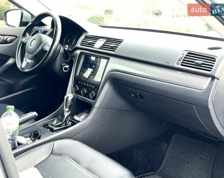 Сірий Фольксваген Пассат, об'ємом двигуна 1.8 л та пробігом 182 тис. км за 9500 $, фото 12 на Automoto.ua