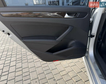 Сірий Фольксваген Пассат, об'ємом двигуна 2 л та пробігом 217 тис. км за 12600 $, фото 28 на Automoto.ua