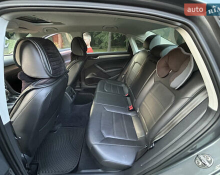 Сірий Фольксваген Пассат, об'ємом двигуна 1.8 л та пробігом 270 тис. км за 10300 $, фото 4 на Automoto.ua