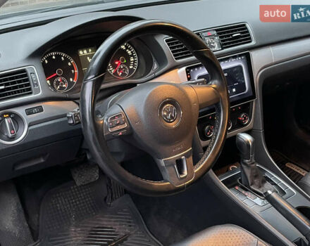 Серый Фольксваген Пассат, объемом двигателя 1.8 л и пробегом 180 тыс. км за 9999 $, фото 25 на Automoto.ua