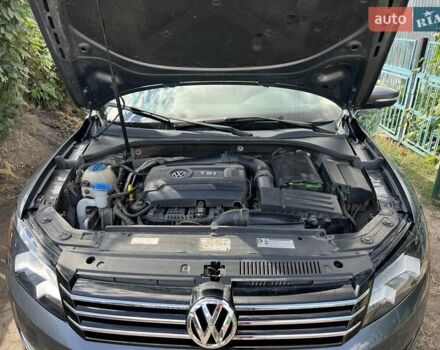 Серый Фольксваген Пассат, объемом двигателя 1.8 л и пробегом 319 тыс. км за 12000 $, фото 7 на Automoto.ua