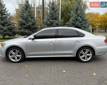 Серый Фольксваген Пассат, объемом двигателя 2 л и пробегом 110 тыс. км за 13200 $, фото 2 на Automoto.ua