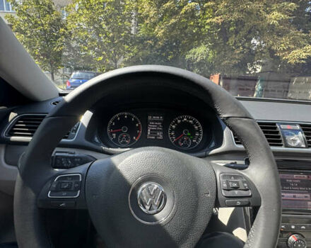 Сірий Фольксваген Пассат, об'ємом двигуна 1.8 л та пробігом 230 тис. км за 10500 $, фото 11 на Automoto.ua