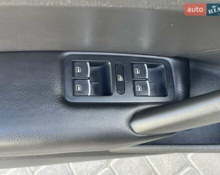 Сірий Фольксваген Пассат, об'ємом двигуна 1.97 л та пробігом 235 тис. км за 13700 $, фото 14 на Automoto.ua