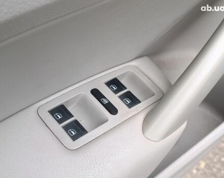 Серый Фольксваген Пассат, объемом двигателя 1.8 л и пробегом 260 тыс. км за 11490 $, фото 21 на Automoto.ua