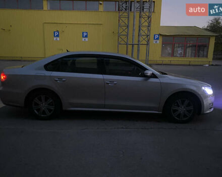 Серый Фольксваген Пассат, объемом двигателя 1.79 л и пробегом 236 тыс. км за 10700 $, фото 3 на Automoto.ua
