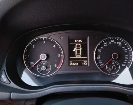 Сірий Фольксваген Пассат, об'ємом двигуна 2 л та пробігом 256 тис. км за 11100 $, фото 14 на Automoto.ua