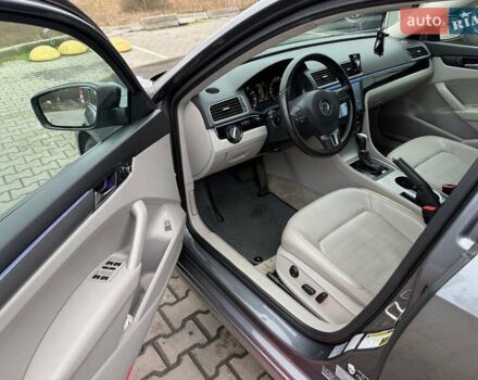 Сірий Фольксваген Пассат, об'ємом двигуна 1.8 л та пробігом 147 тис. км за 14500 $, фото 24 на Automoto.ua