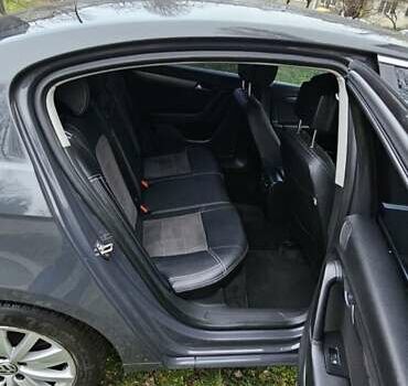 Сірий Фольксваген Пассат, об'ємом двигуна 1.6 л та пробігом 245 тис. км за 10300 $, фото 8 на Automoto.ua