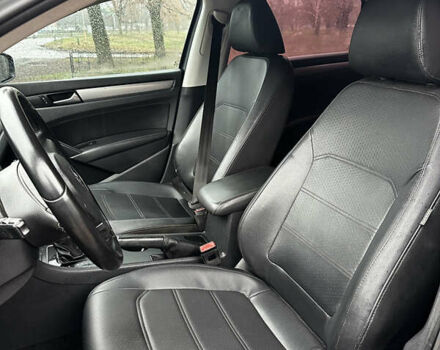 Сірий Фольксваген Пассат, об'ємом двигуна 1.8 л та пробігом 299 тис. км за 9500 $, фото 16 на Automoto.ua