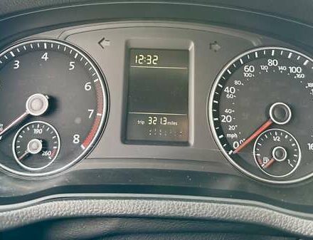 Серый Фольксваген Пассат, объемом двигателя 1.8 л и пробегом 199 тыс. км за 7999 $, фото 15 на Automoto.ua