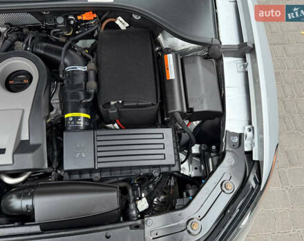 Серый Фольксваген Пассат, объемом двигателя 2 л и пробегом 110 тыс. км за 13200 $, фото 55 на Automoto.ua