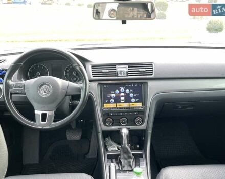 Сірий Фольксваген Пассат, об'ємом двигуна 1.8 л та пробігом 182 тис. км за 9500 $, фото 17 на Automoto.ua