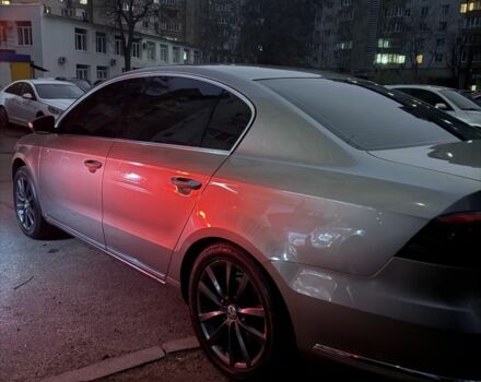 Серый Фольксваген Пассат, объемом двигателя 2 л и пробегом 220 тыс. км за 14500 $, фото 1 на Automoto.ua