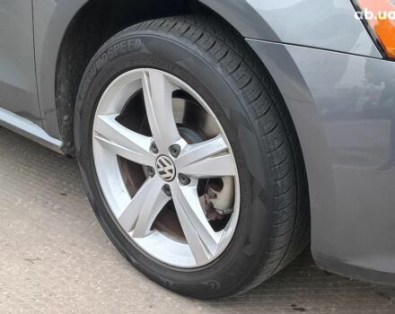 Серый Фольксваген Пассат, объемом двигателя 1.8 л и пробегом 260 тыс. км за 11490 $, фото 6 на Automoto.ua