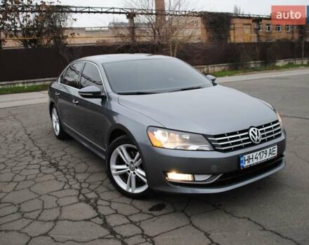Сірий Фольксваген Пассат, об'ємом двигуна 1.97 л та пробігом 235 тис. км за 12999 $, фото 3 на Automoto.ua