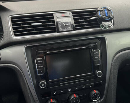 Серый Фольксваген Пассат, объемом двигателя 1.8 л и пробегом 206 тыс. км за 9999 $, фото 9 на Automoto.ua