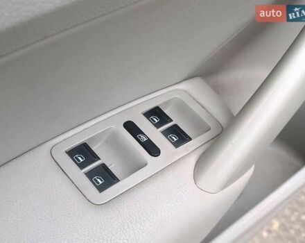 Сірий Фольксваген Пассат, об'ємом двигуна 1.8 л та пробігом 260 тис. км за 11490 $, фото 22 на Automoto.ua