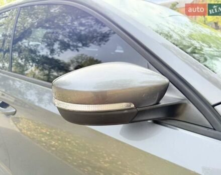 Серый Фольксваген Пассат, объемом двигателя 1.8 л и пробегом 180 тыс. км за 9600 $, фото 13 на Automoto.ua