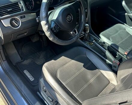 Сірий Фольксваген Пассат, об'ємом двигуна 1.8 л та пробігом 226 тис. км за 9000 $, фото 4 на Automoto.ua