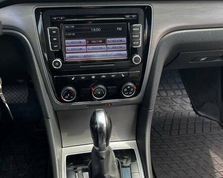 Серый Фольксваген Пассат, объемом двигателя 1.8 л и пробегом 199 тыс. км за 10950 $, фото 7 на Automoto.ua