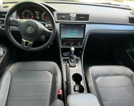 Серый Фольксваген Пассат, объемом двигателя 1.8 л и пробегом 245 тыс. км за 11390 $, фото 16 на Automoto.ua