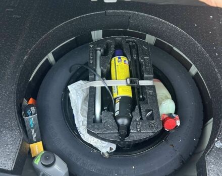 Серый Фольксваген Пассат, объемом двигателя 1.8 л и пробегом 80 тыс. км за 4000 $, фото 6 на Automoto.ua