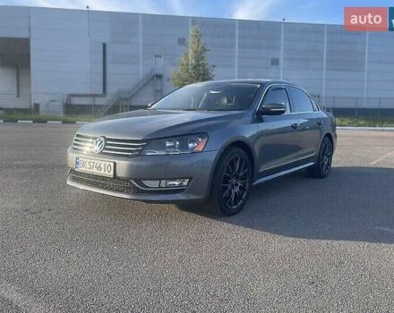 Серый Фольксваген Пассат, объемом двигателя 1.97 л и пробегом 235 тыс. км за 10999 $, фото 4 на Automoto.ua