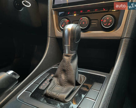 Серый Фольксваген Пассат, объемом двигателя 1.8 л и пробегом 180 тыс. км за 9999 $, фото 35 на Automoto.ua