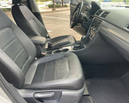 Серый Фольксваген Пассат, объемом двигателя 1.8 л и пробегом 141 тыс. км за 2300 $, фото 24 на Automoto.ua