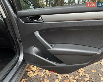 Серый Фольксваген Пассат, объемом двигателя 1.8 л и пробегом 197 тыс. км за 10499 $, фото 48 на Automoto.ua