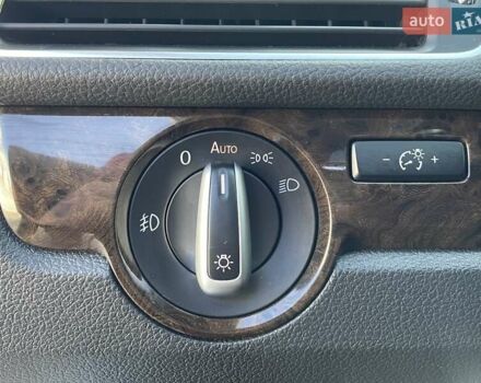 Сірий Фольксваген Пассат, об'ємом двигуна 1.97 л та пробігом 235 тис. км за 13700 $, фото 17 на Automoto.ua