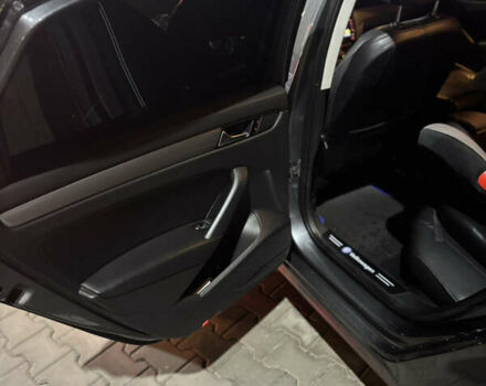 Сірий Фольксваген Пассат, об'ємом двигуна 1.8 л та пробігом 201 тис. км за 9500 $, фото 10 на Automoto.ua