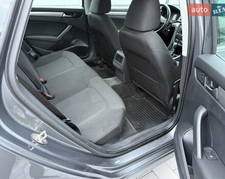 Серый Фольксваген Пассат, объемом двигателя 1.97 л и пробегом 220 тыс. км за 11500 $, фото 8 на Automoto.ua