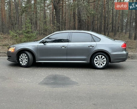 Серый Фольксваген Пассат, объемом двигателя 1.8 л и пробегом 180 тыс. км за 9999 $, фото 12 на Automoto.ua