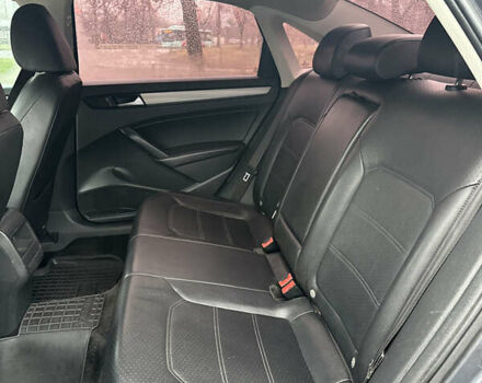 Сірий Фольксваген Пассат, об'ємом двигуна 1.8 л та пробігом 299 тис. км за 9500 $, фото 20 на Automoto.ua