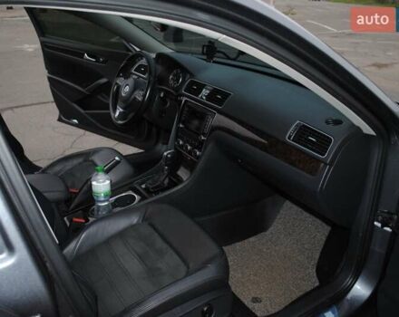 Сірий Фольксваген Пассат, об'ємом двигуна 1.97 л та пробігом 235 тис. км за 12999 $, фото 33 на Automoto.ua