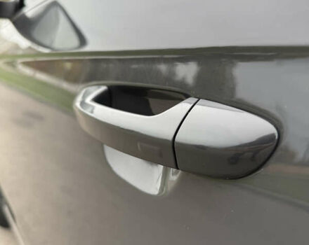 Серый Фольксваген Пассат, объемом двигателя 1.97 л и пробегом 277 тыс. км за 12150 $, фото 23 на Automoto.ua