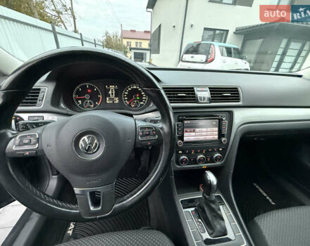 Серый Фольксваген Пассат, объемом двигателя 1.97 л и пробегом 220 тыс. км за 11500 $, фото 19 на Automoto.ua