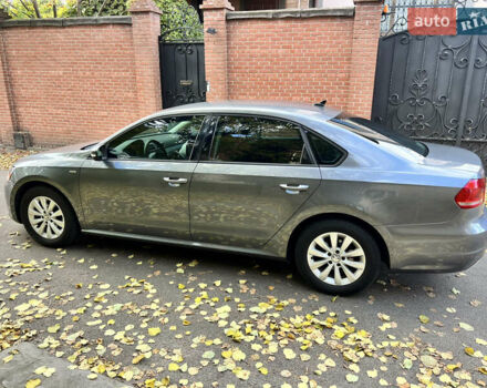 Сірий Фольксваген Пассат, об'ємом двигуна 1.8 л та пробігом 173 тис. км за 9200 $, фото 4 на Automoto.ua