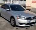 Серый Фольксваген Пассат, объемом двигателя 1.8 л и пробегом 205 тыс. км за 10000 $, фото 1 на Automoto.ua