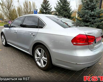 Серый Фольксваген Пассат, объемом двигателя 2 л и пробегом 110 тыс. км за 13200 $, фото 1 на Automoto.ua