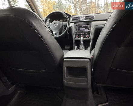 Серый Фольксваген Пассат, объемом двигателя 1.8 л и пробегом 197 тыс. км за 10499 $, фото 47 на Automoto.ua