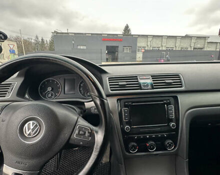 Серый Фольксваген Пассат, объемом двигателя 1.8 л и пробегом 225 тыс. км за 8600 $, фото 10 на Automoto.ua