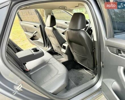 Серый Фольксваген Пассат, объемом двигателя 1.8 л и пробегом 180 тыс. км за 9600 $, фото 23 на Automoto.ua