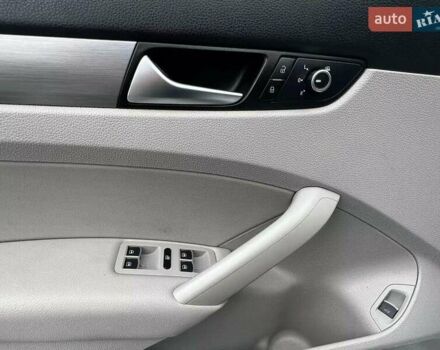 Серый Фольксваген Пассат, объемом двигателя 2 л и пробегом 156 тыс. км за 2000 $, фото 11 на Automoto.ua