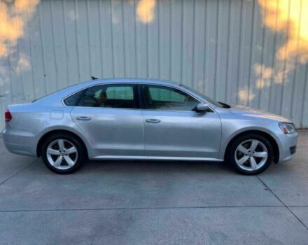 Серый Фольксваген Пассат, объемом двигателя 2.5 л и пробегом 88 тыс. км за 5600 $, фото 4 на Automoto.ua