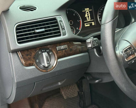 Серый Фольксваген Пассат, объемом двигателя 2 л и пробегом 110 тыс. км за 13200 $, фото 23 на Automoto.ua