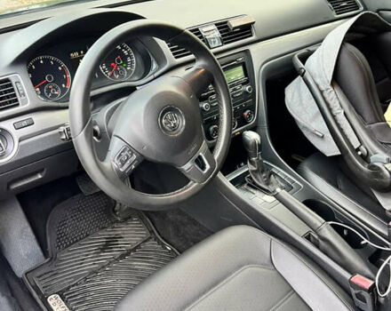 Сірий Фольксваген Пассат, об'ємом двигуна 1.8 л та пробігом 173 тис. км за 9200 $, фото 7 на Automoto.ua